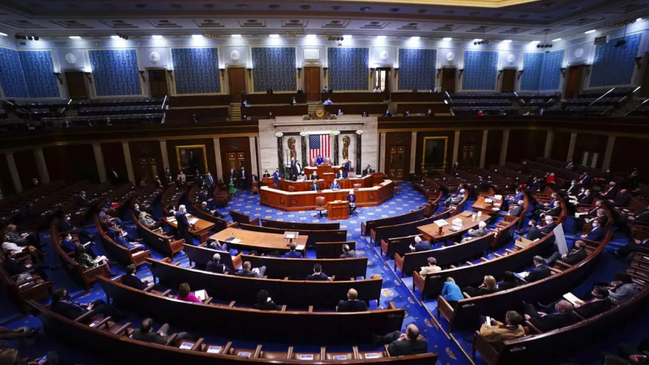 Washington’da Sembolik İsyan: Temsilciler Meclisi’nden Trump’ın İran Savaşına "Dur" Çağrısı