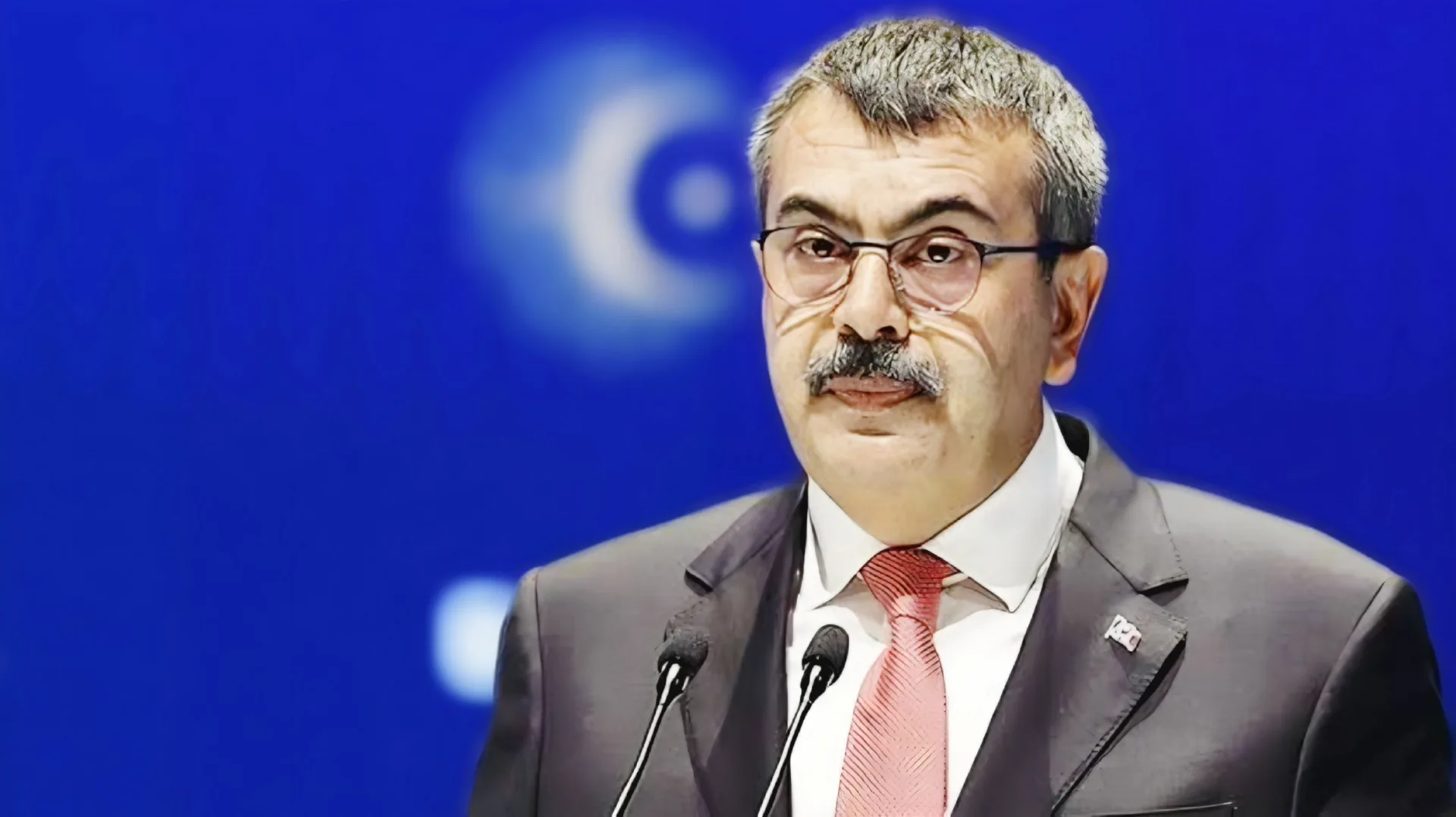 Bakan Tekin, Ağrı’da Yaşamına Son Veren Öğretmen İle İlgili Açıklama Yaptı