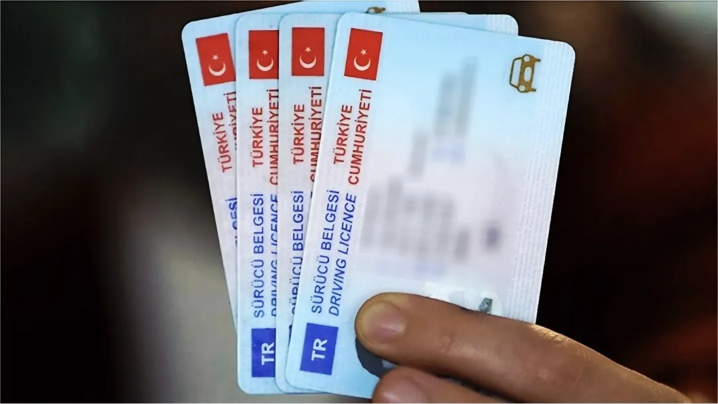 TBMM'de Kabul Edildi: 3 Kez Kuralı İhlal Eden Aday Sürücünün Ehliyeti Anında İptal Edilecek