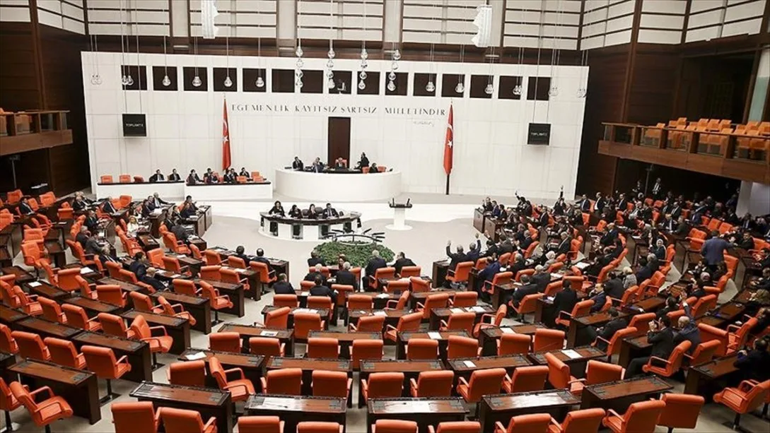 TBMM Genel Kurulu Toplandı: Kıbrıs ve S-400 Tartışmaları, Oruç Reis'in Yeni Rotası ve Emekli Aylığı Düzenlemesi Meclis Gündemine Damga Vurdu