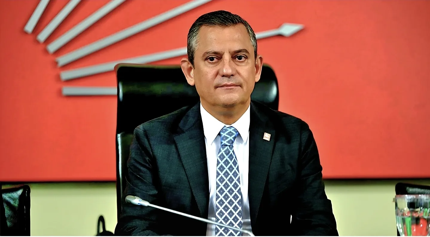Özgür Özel Ve 91 Milletvekili Chp'den İstifa Etti, Yeni Parti Bugün Kuruluyor!