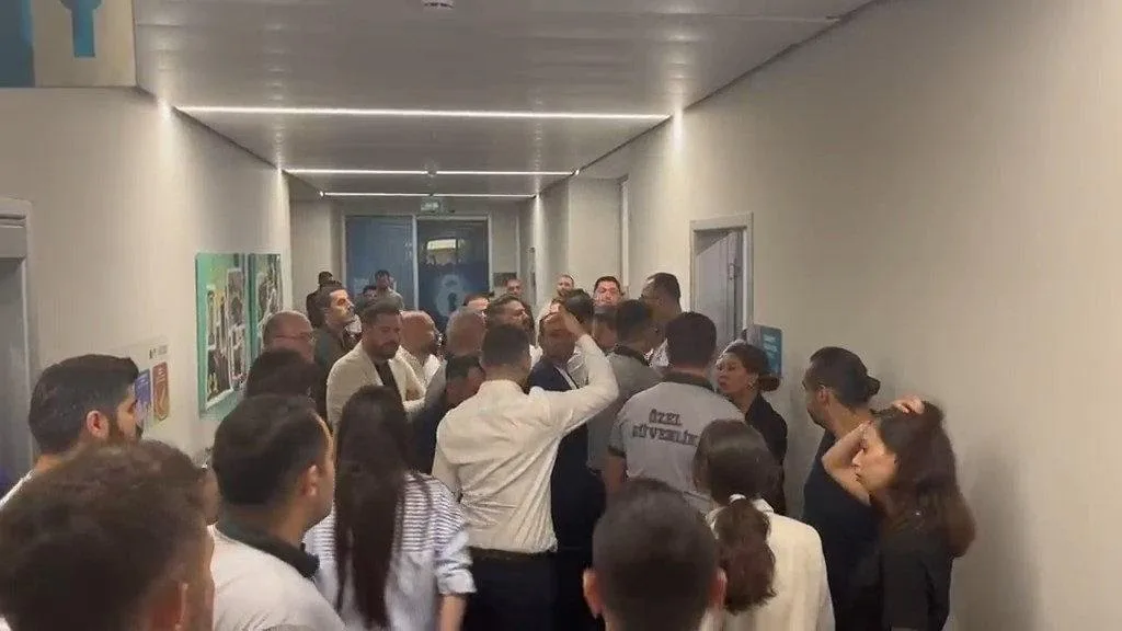 Üsküdar Belediyesi'nde Seçim Krizi: CHP İçindeki Tartışmaların Gölgesinde Başkanvekili Sibel Tan Çetinkaya Oldu