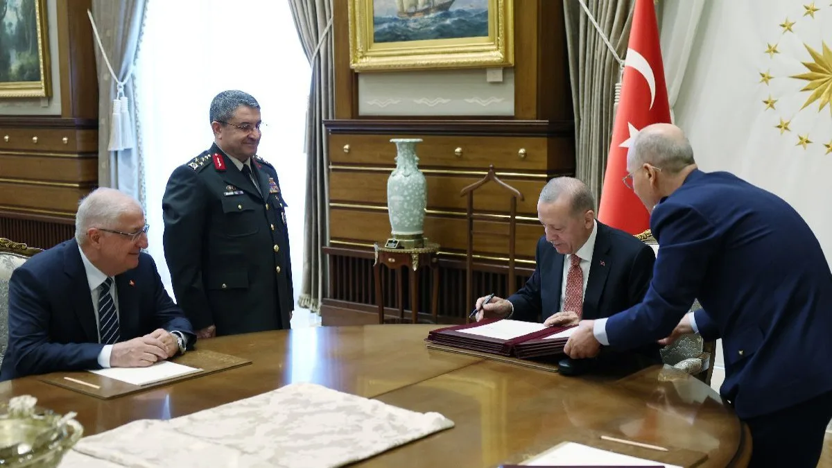 TSK'da Yüksek Askeri Şura Kararları Açıklandı: Komuta Kademesinde Önemli Değişiklikler