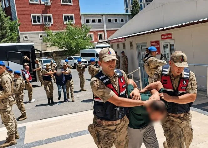 Şanlıurfa’da Nefesen Kesen Gasp Operasyonu: 12 Kilo Altın ve 2 Milyon TL'yi Çalan 8 Kişi Tutuklandı