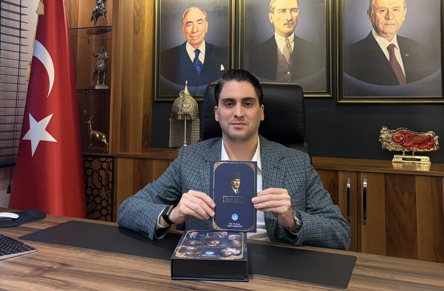 "Türk İzmir" Eseri Kamuoyuna Tanıtıldı: Çaka Bey’den Atatürk’e Kutlu Miras