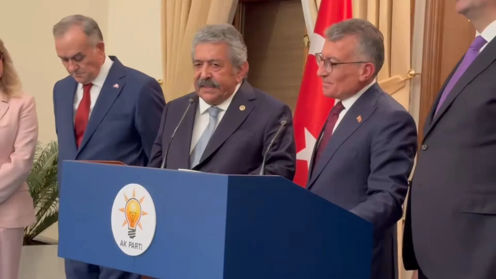 Meclis'te Tarihi Adım: Milli Dayanışma Kanun Teklifi Sunuldu