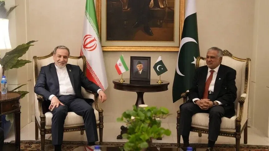 Pakistan ve İran Dışişleri Bakanlarından Kritik Telefon Görüşmesi: İslamabad'dan Tahran'a Resmi Davet
